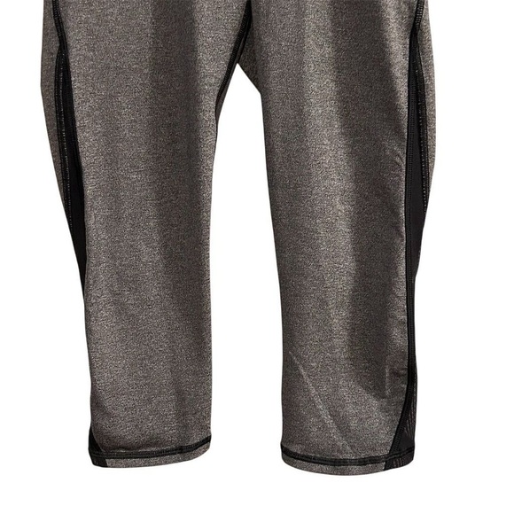 Lululemon Women's Train Times Crop Joggers Size 4 Heathered Black Activewear - Picture 6 of 9